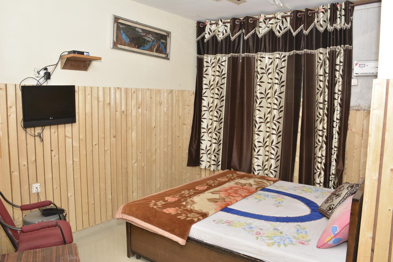 Hotel Dharam Villa Kālka Exterior foto